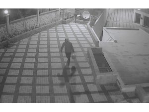 Büyükçekmece'de camiden musluk çalan kişi yakalandı