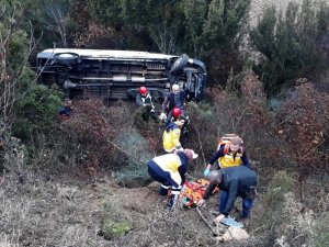 Kontrol çıkan araç şarampole uçtu: 1 yaralı
