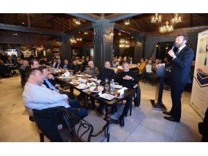 Makine sektörü ihracatla büyümeyi sürdürüyor