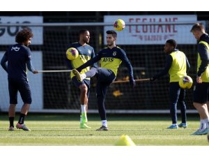 Fenerbahçe, Sivasspor maçı hazırlıklarını tamamladı