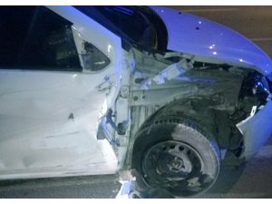 Samsun’da tır otomobil ile çarpıştı: 3 yaralı