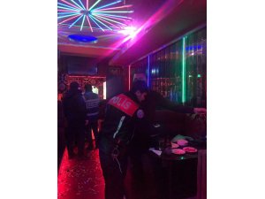 Bursa’da polisinden umuma açık mekanlarda denetim