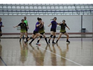 Hentbol Kadınlar Türkiye Kupası: Üsküdar Belediyesi: 34 - Aksaray Belediyesi: 22