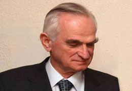 CHP MYK'da deprem!
