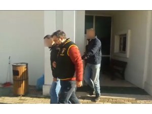 Sahte polisler çocukları gasp etti