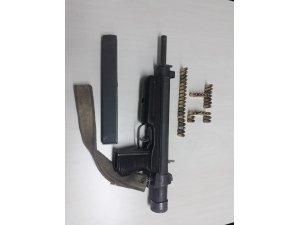 Malatya'da ruhsatsız uzun namlulu silah ve av tüfeği ele geçirildi