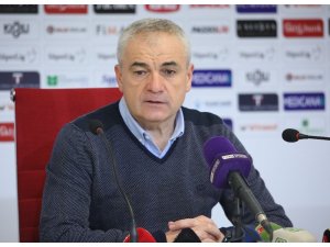 Rıza Çalımbay: "Böyle bir maçı kazandığımız için çok mutluyuz"