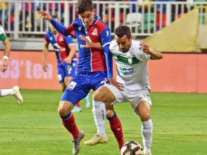 TFF 1. Lig: Altınordu: 0 - Bursaspor: 0