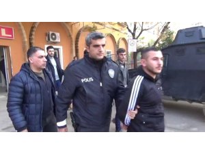 Akü hırsızları 4 bin saatlik kamera incelemesi sonucu yakalandı