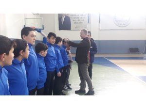 Ana ligde filenin dadaşları turladı