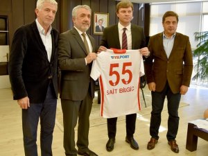 Ertuğrul Sağlam 25 yıl sonra OMÜ’de