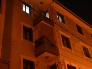 Çamaşır asarken balkondan düşen genç kız öldü