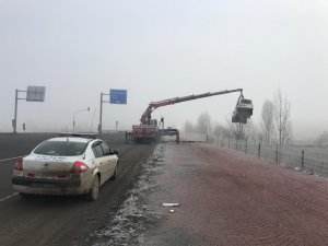Erzurum’da otomobil uçuruma yuvarlandı: 2 yaralı