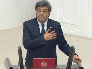 İYİ Parti Kayseri Milletvekili Dursun Ataş, "İncesu Belediye Başkanı kendi menfaat, çıkar ve siyasi ikbali için AKP’ye geçmiştir"