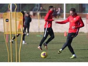 Kayserispor Teknik Direktörü Bülent Uygun: "Allah'ın izniyle düşmeyeceğiz"