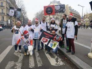 Fransa’da grev 13. gününde sürüyor