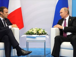 Putin ve Macron Libya krizini görüştü