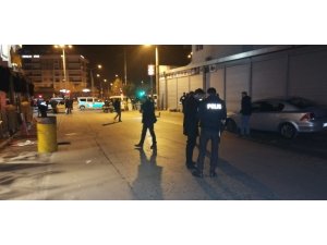 Isparta’da alkollü mekan çıkışında iki taraf arasında kavga çıktı: 1’i ağır 3 kişi yaralandı
