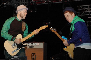 Athena üniversiteli gençleri coşturdu