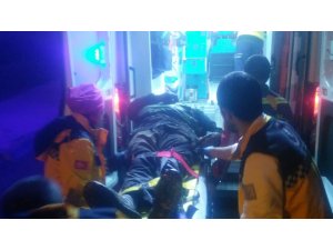 Raydan çıkan tren çekicisi devrildi: 3 yaralı