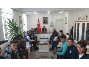 Başarılı sporculardan Kaymakam Özkan’a ziyaret