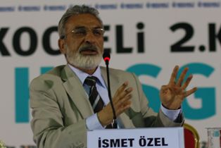 İsmet Özel yine 'damardan' konuştu