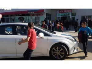 Tokat’ta 41 öğrenci gıda zehirlenmesi şüphesiyle hastaneye kaldırıldı