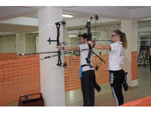 Anadolu Üniversitesi Salon Okçuluk Türkiye Kupası şampiyonu oldu