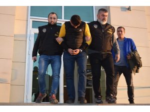 Tekirdağ’da eski bakanı dolandıran şahıslar tutuklandı