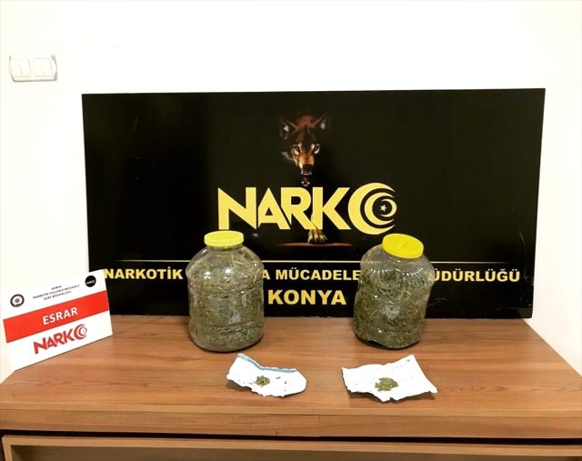 Konya'da uyuşturucu operasyonunda 1 kilo 790 gram esrar ele geçirildi