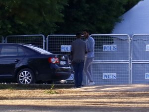 Parkta dilenci tacizi