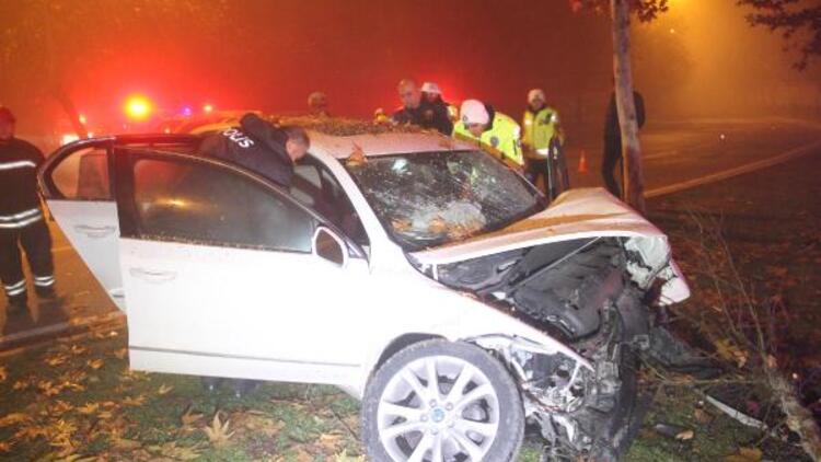 Konya'da ağaca çarpan otomobilin sürücüsü öldü