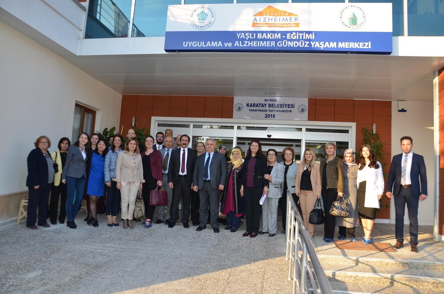 Konya'daki alzaymır merkezi dünyaya örnek gösterildi