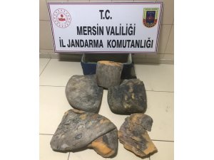 Mersin’de balına kusmuğu operasyonu