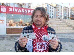 Konuşma engelli taraftara küfür cezası!