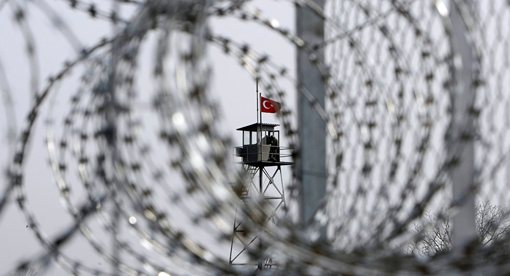 Yunanistan'a kaçarken yakalanan 3 FETÖ şüphelisinden 2'si tutuklandı