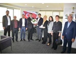 AK Parti Aliağa’dan ilk ziyaret Başkan Acar’a