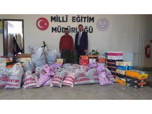 Şarkışla'da öğrencilere giyecek yardımı