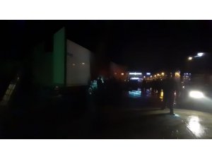 Petrol istasyonundaki araç yangını paniğe neden oldu