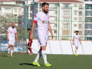 Serdar Özbayraktar, futbolu bıraktı