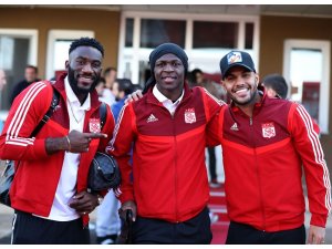 Lider Sivasspor, Ankara’ya gitti