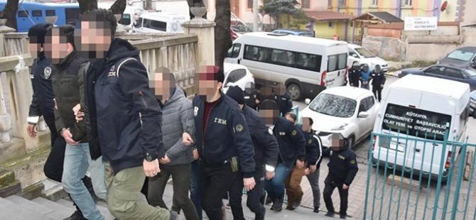 FETÖ şüphelisi 22 kişiden 4’ü tutuklandı