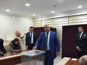 Ceylanpınar Belediye Başkanı Feyyaz Soylu oldu