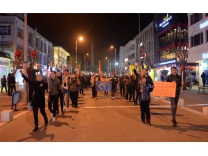 Çin'in Doğu Türkistan politikaları protesto edildi