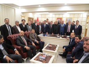Ceylanpınar’da Belediye Başkanı Feyyaz Soylu oldu