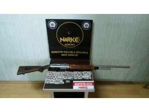 Balıkesir’de uyuşturucu tacirlerine şok baskın