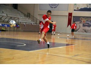 Down Sendromlular Futsal Milli Takımı Alanya’da hazırlıklarını sürdürüyor