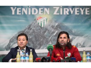 Bursaspor'da İbrahim Üzülmez dönemi başladı