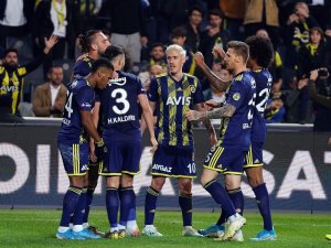 Fenerbahçe, iç sahada Beşiktaş’a kaybetmiyor