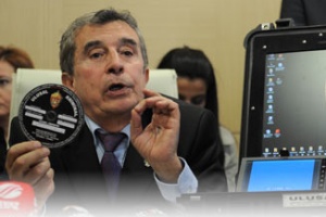 Yazarlar kıldan savunmaya ne dedi?